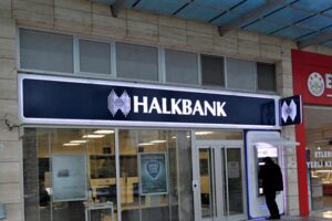 Halkbank Bankamatikte Param Kaldı Ne Yapmalıyım, Halkbank Atmde Kaldı Param