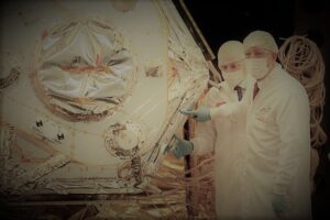 Gözlem Uydusunun Son Montajını Bakanlar Yaptı